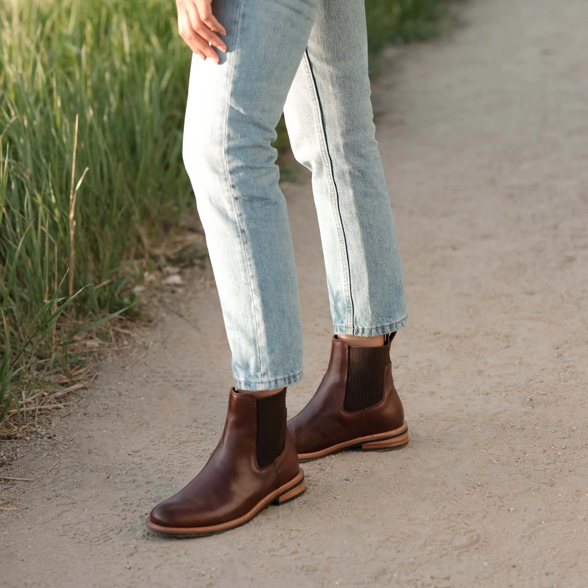 Carmen Chelsea Boot Brandy