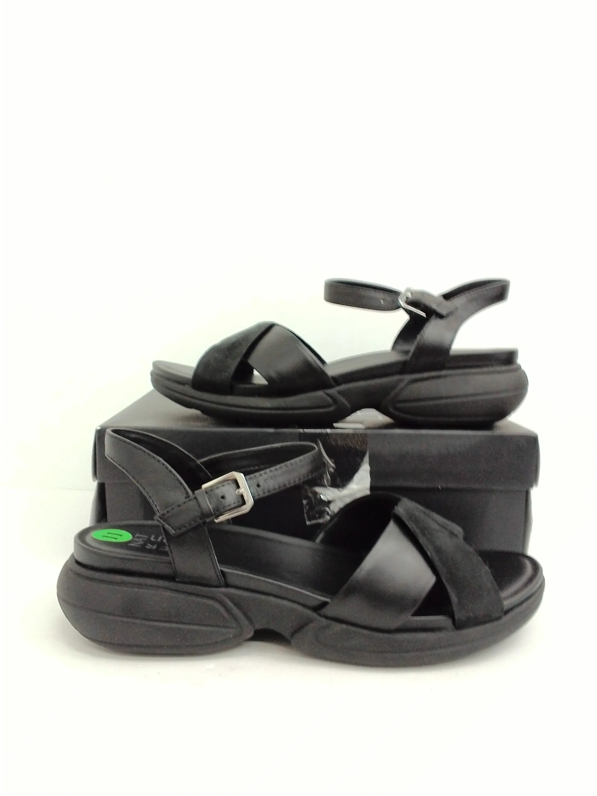 Naturalizer Women's Finlee Black Leather Sandal Size 11 M