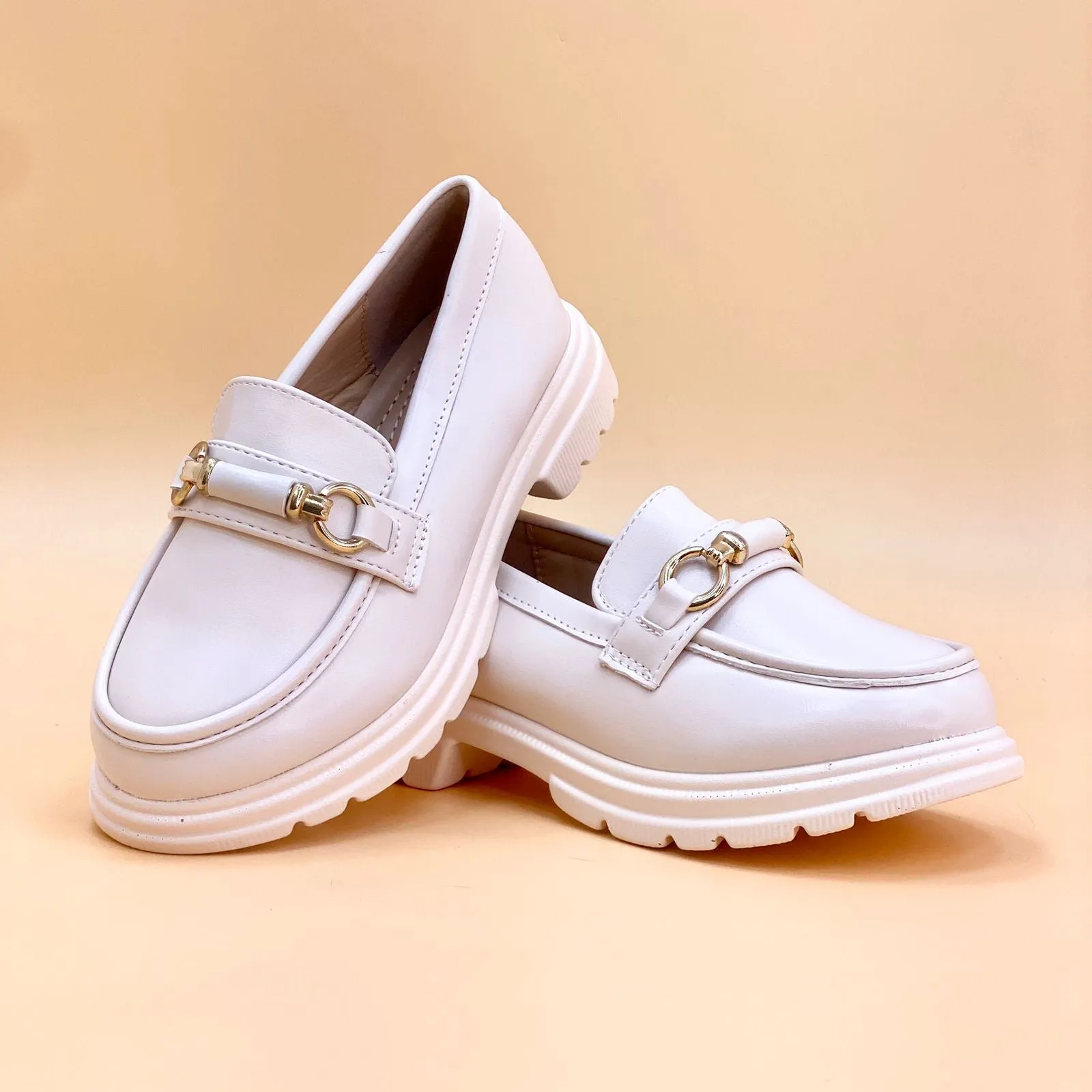 NEW ,  KIDS SHOES SIZE FROM 25 TO 36 K48