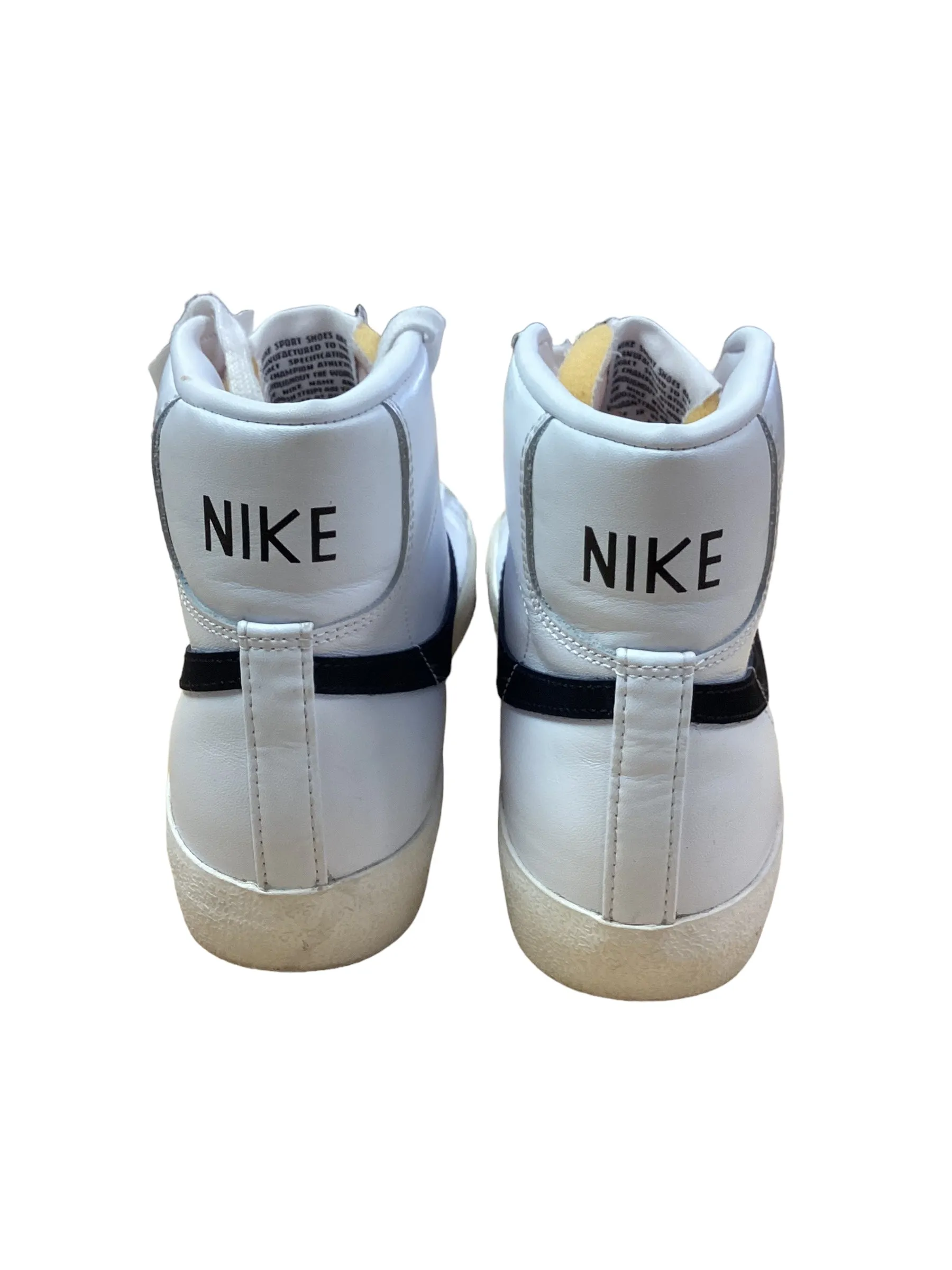 Shoes Sneakers By Nike  Size: 9