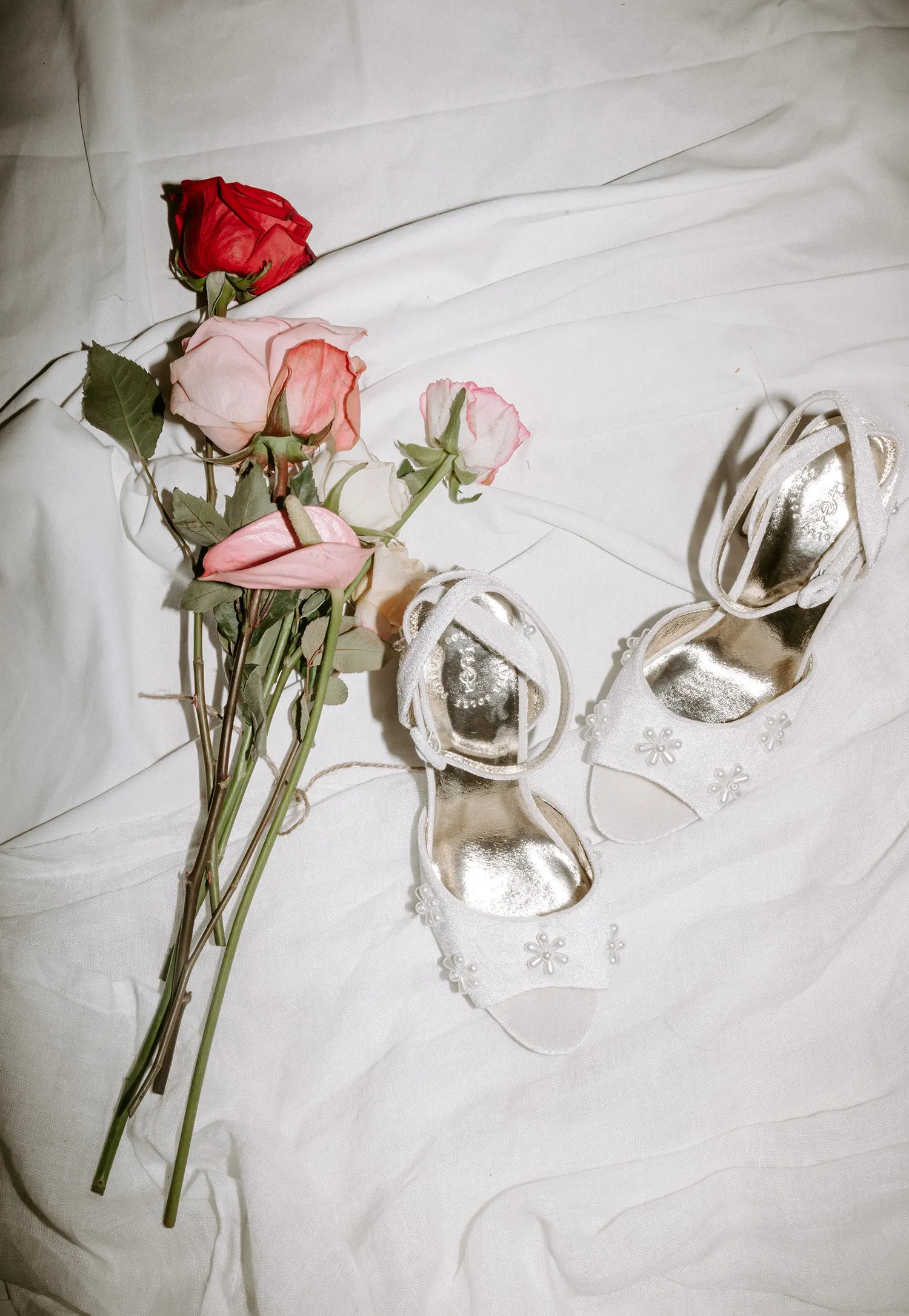 STORIES - VELVET PEARL FLOWER BRIDAL SHOES